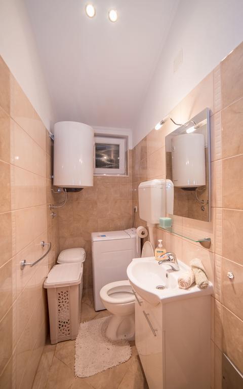 Captain'S Apartment Barbat na Rabu Экстерьер фото