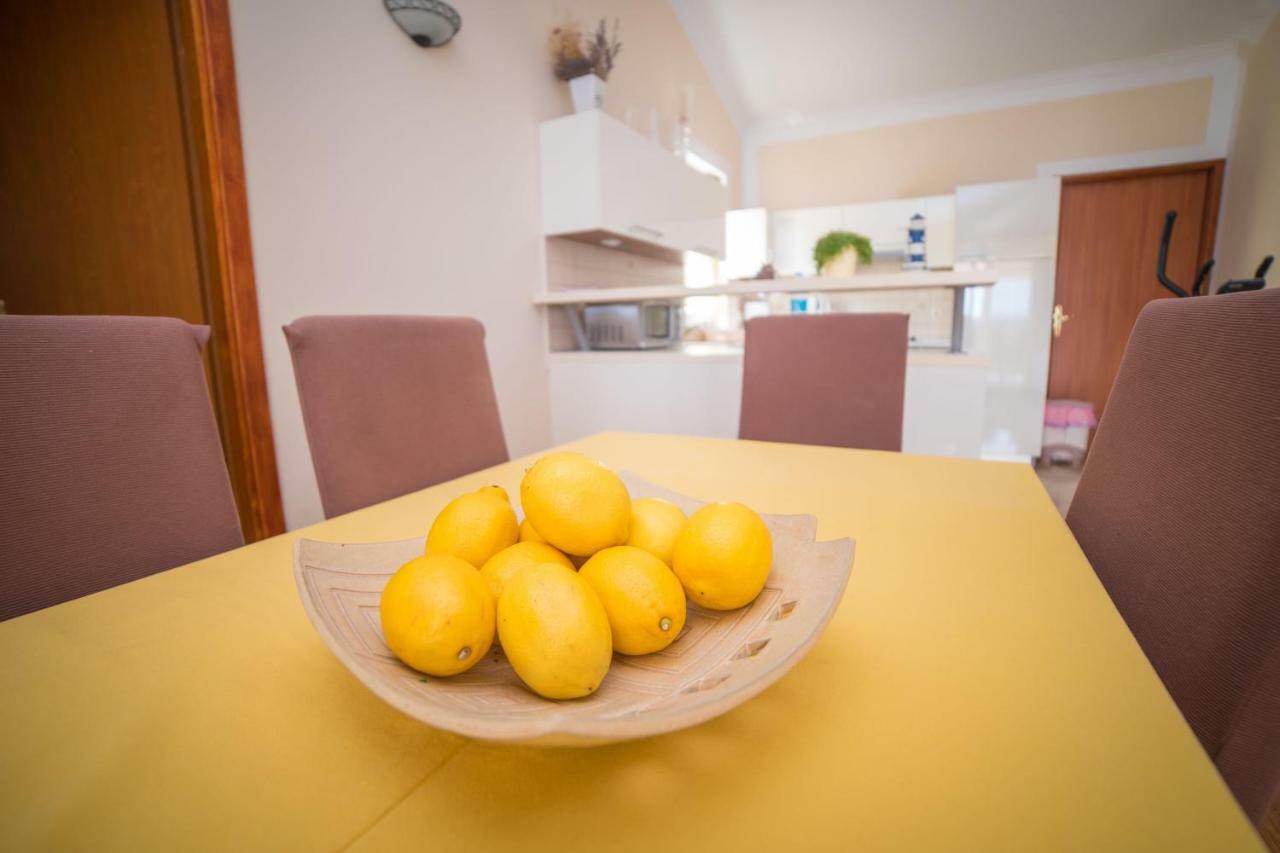 Captain'S Apartment Barbat na Rabu Экстерьер фото